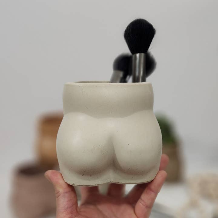 Plant 'er Here - Wholesale Plant Pot - Booty Planter2