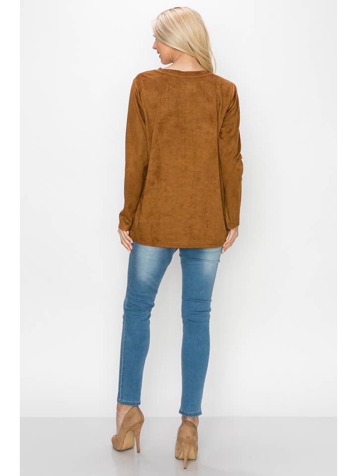 Joh Apparel – wholesale Blus - Dam – Aldis Stretch Suede Stitched Top3