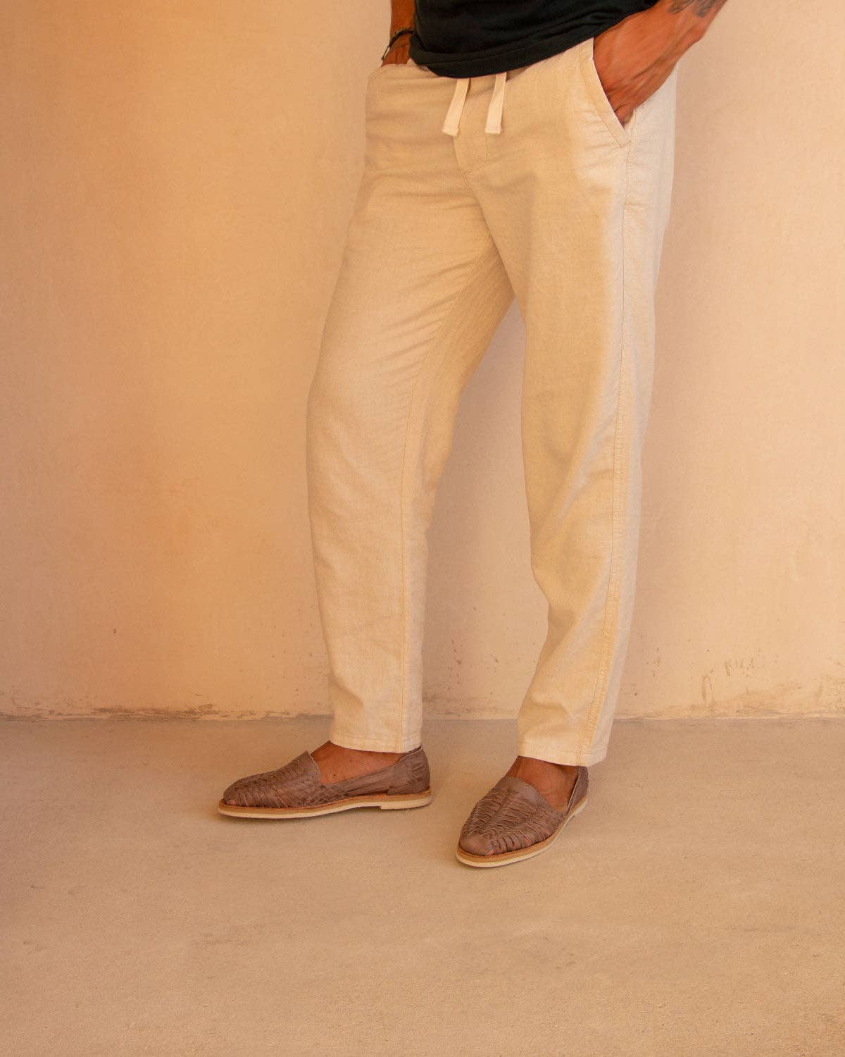 Mexas EU - Wholesale Sandals - Women's - TOTOPO - Taupe-colored leather huaraches for men4