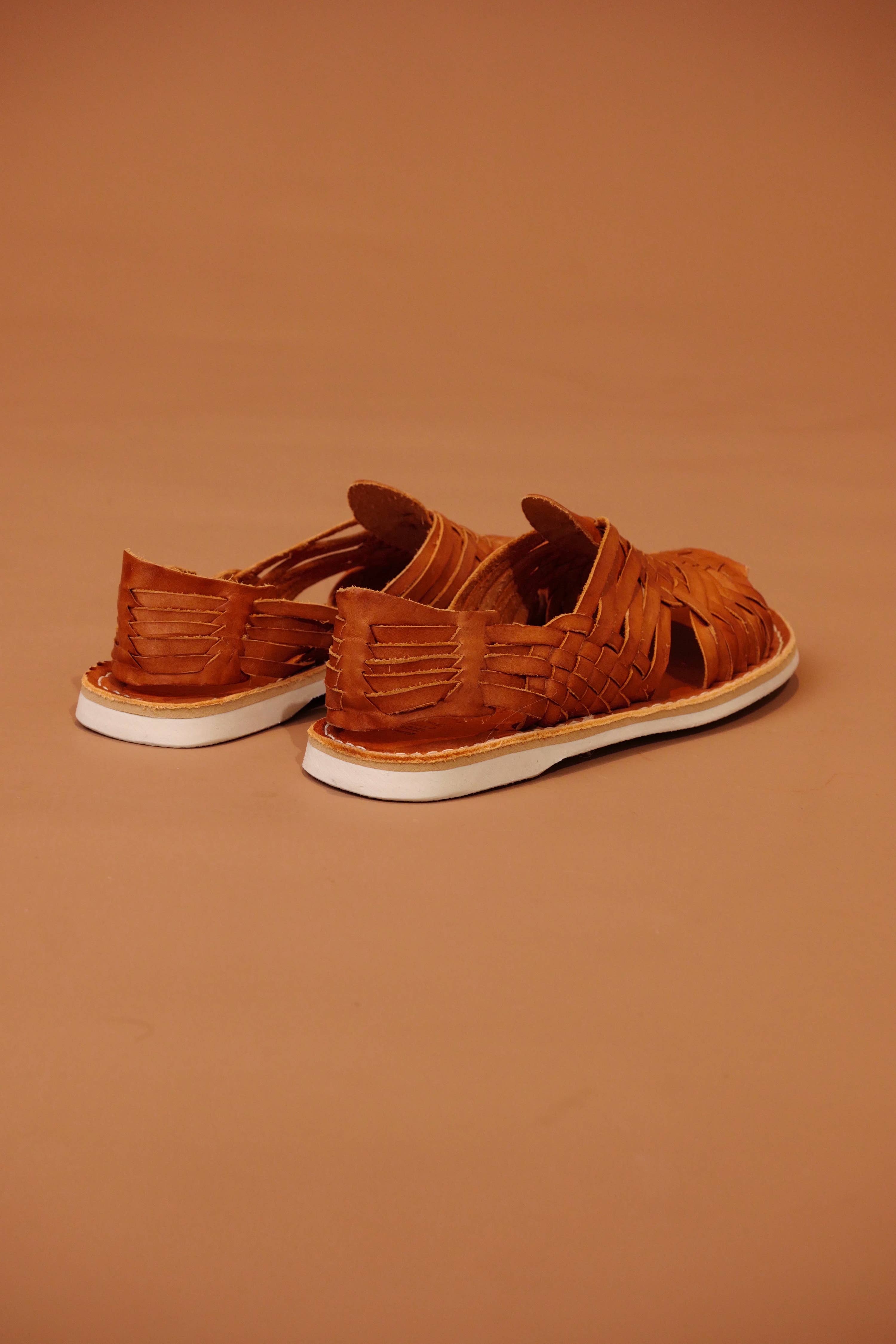 LOLA Y TULA - Vente Sandales – femme - Sandales huaraches camel Pachuco à bout ouvert et bride arrière3