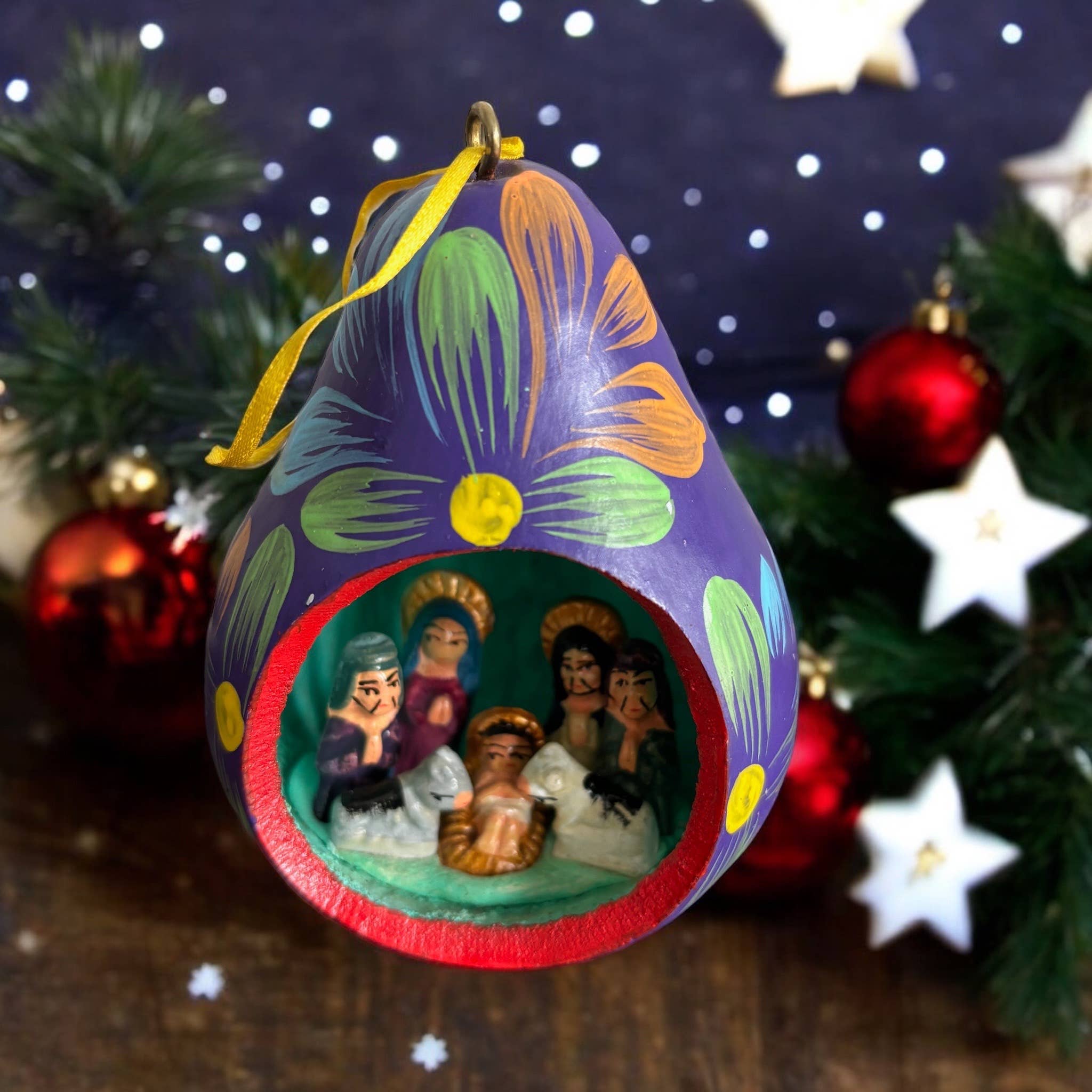 Zoe Artcrafts Corp. - Wholesale Ornament - Gourd Christmas Multicolor Tree ornament with Nativity Scene4