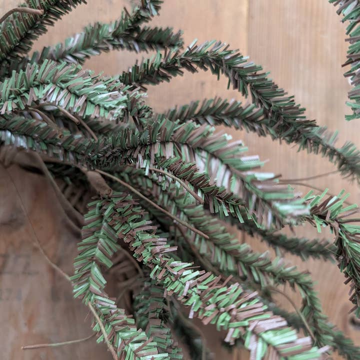 A.T. Imports - Wholesale Wreath - German Twig Wreath1