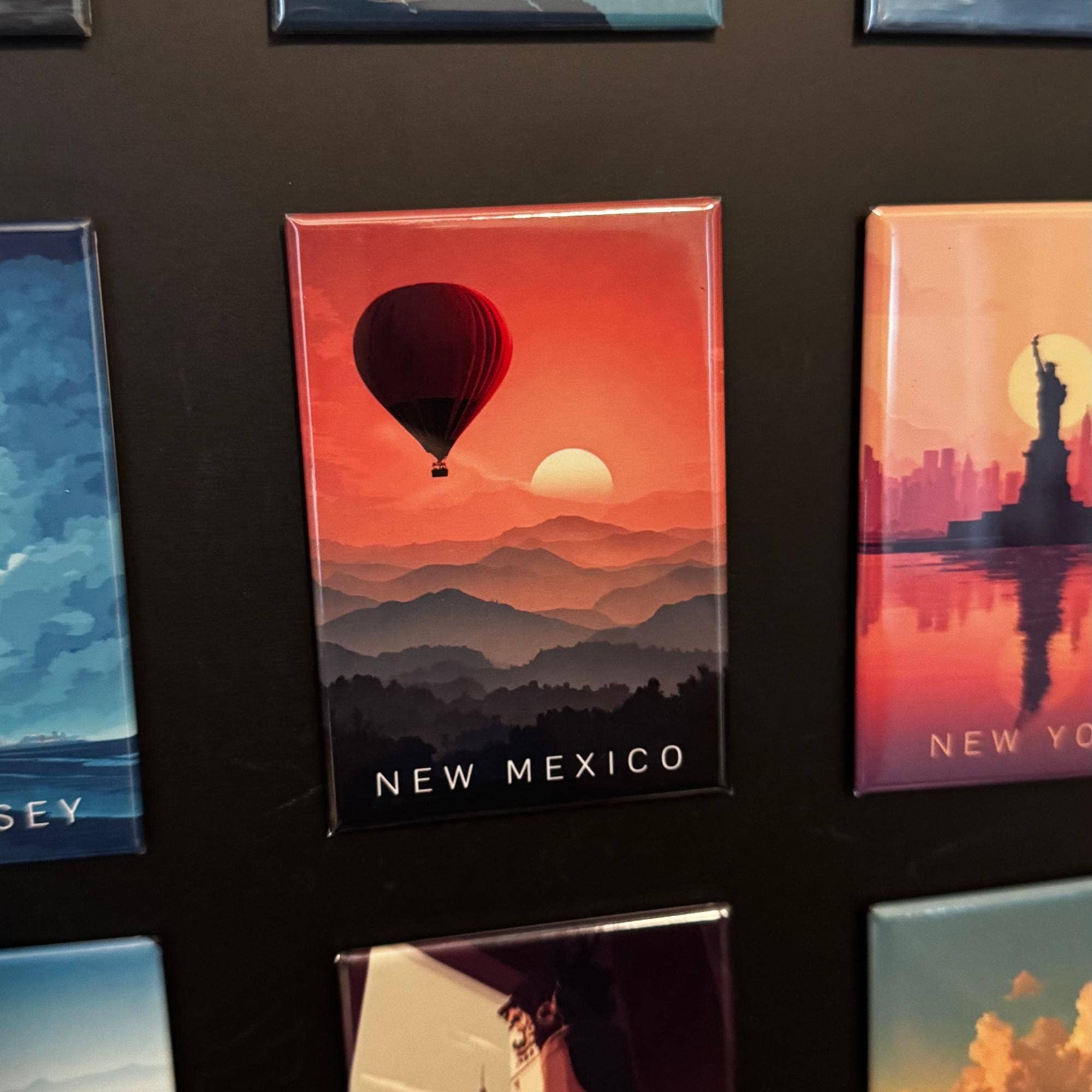 Tieu Magnetic – wholesale Magnet – New Mexico State Magnet - Luftballongsolnedgång1