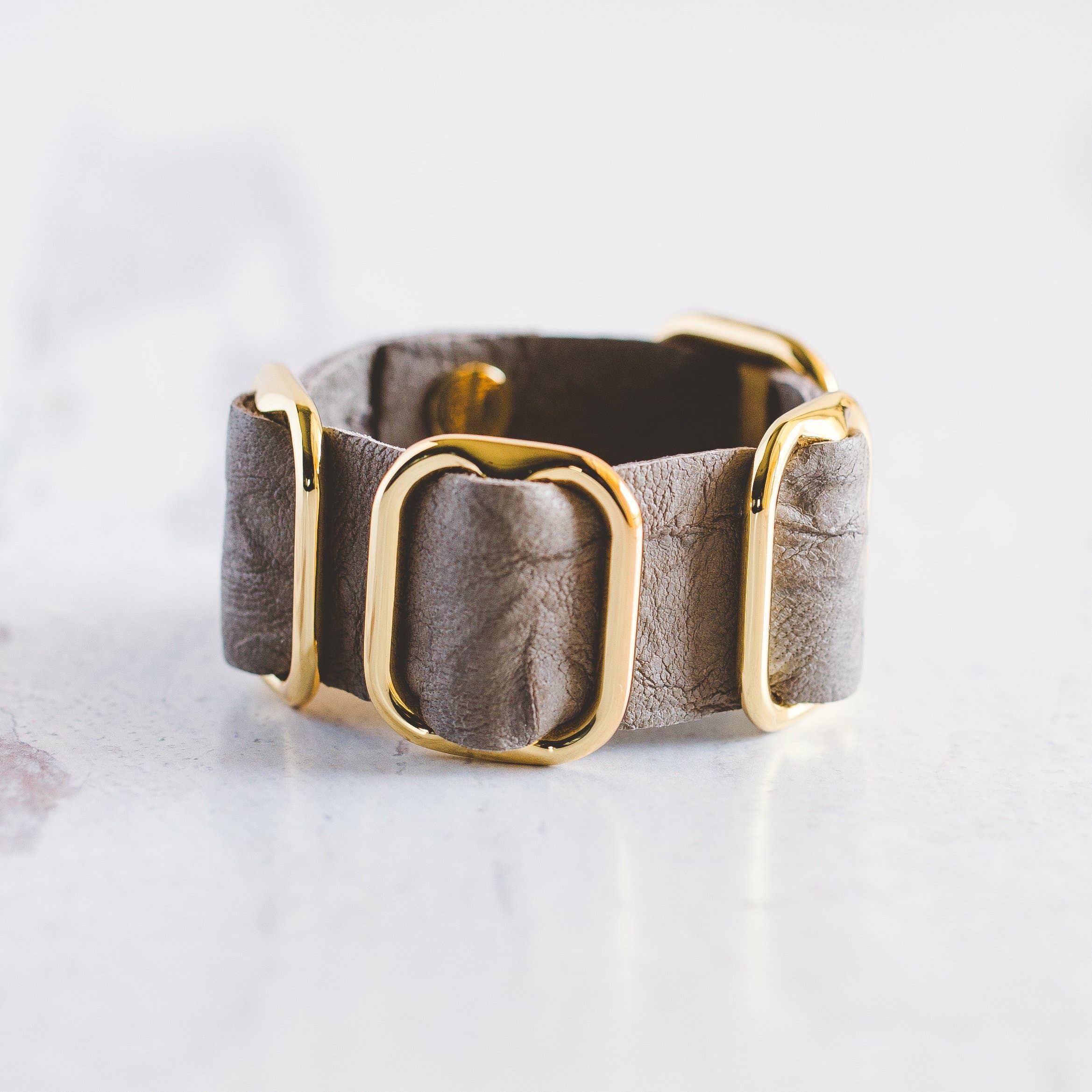 Giving Bracelets - Vente Bracelet manchette - Bracelet en cuir Fancy Cuff - Doré7