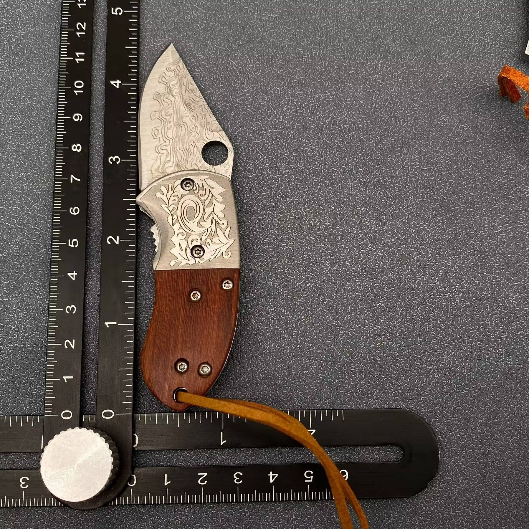 Mio Queena - Wholesale Pocket Knife/Holder - Wooden Handle Patterned Stainless Steel Foldable Knife6