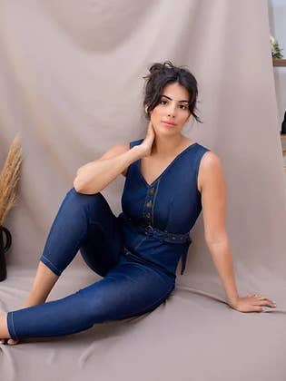 Tuta in jeans Barcelona per la vendita all'ingrosso da parte di she is wild