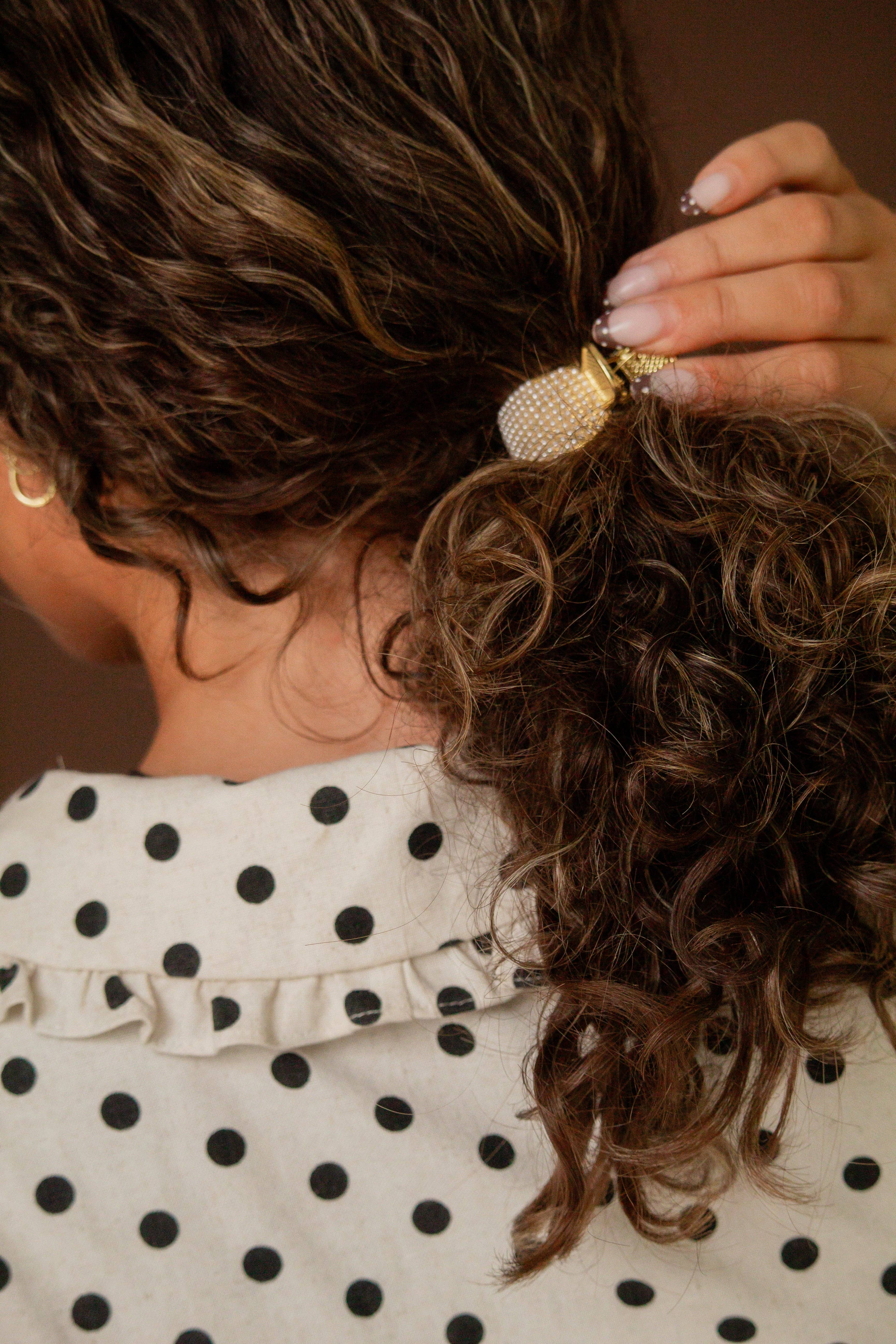 Shop Andi - Wholesale Hair Clip - Women's - Pearl Studded Ponytail Clip2