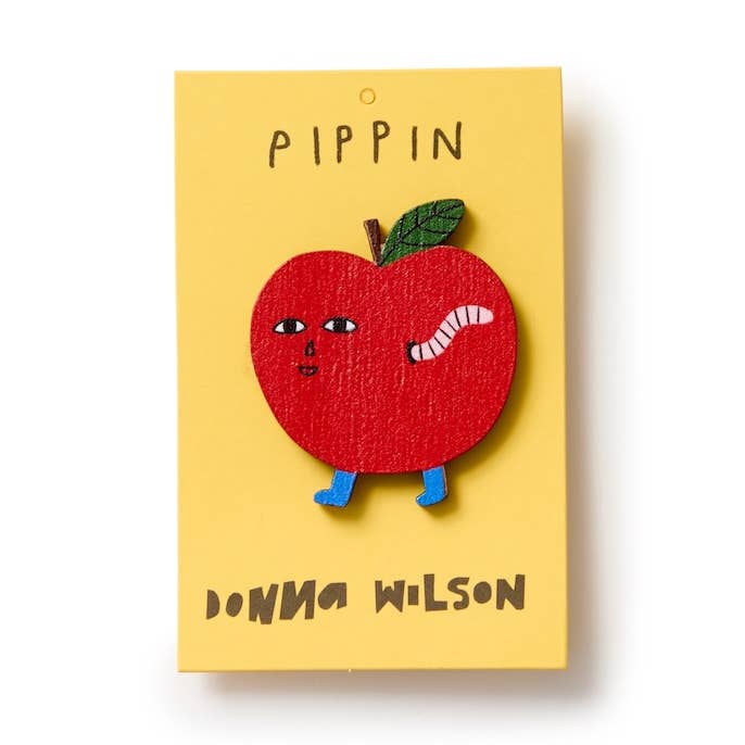 Spilla di Pippin per la vendita all'ingrosso da parte di Donna Wilson