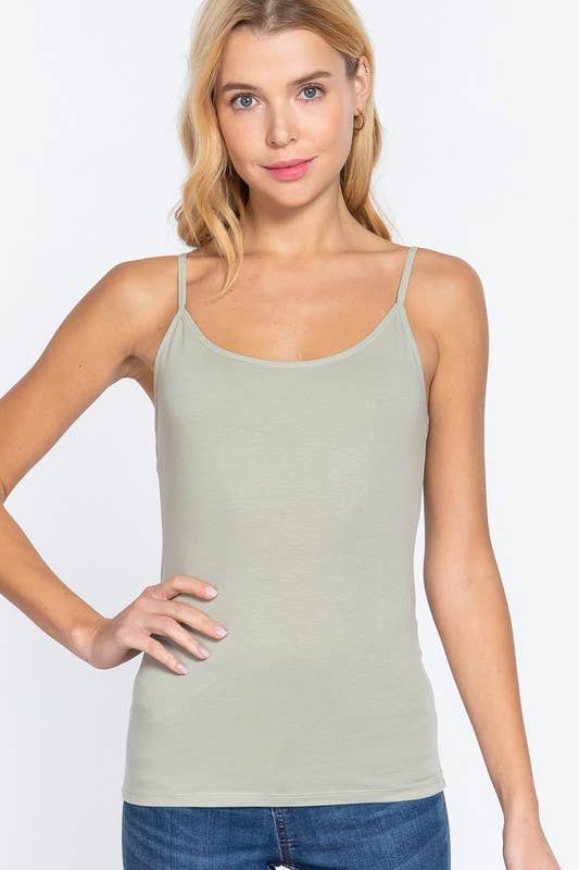 Active Basic | Active USA - Wholesale Camisole - Dames - Eenvoudig verstelbare cropped cami met spaghettibandjes en plankbeha26