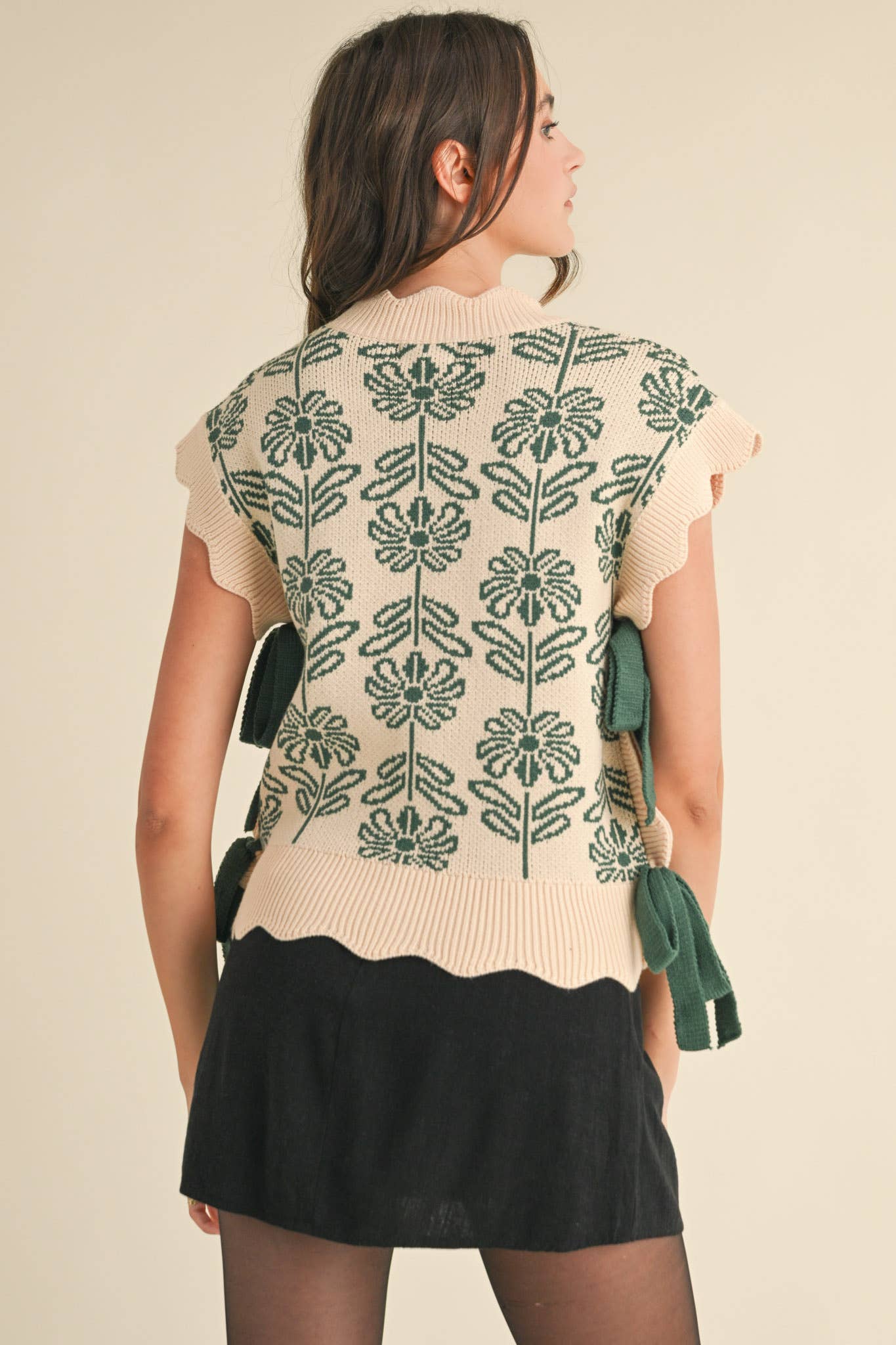 &MERCI – wholesale Tröjväst – Dam – MOCKNECK BLOMMIG TRÖJVÄST MSW1074333