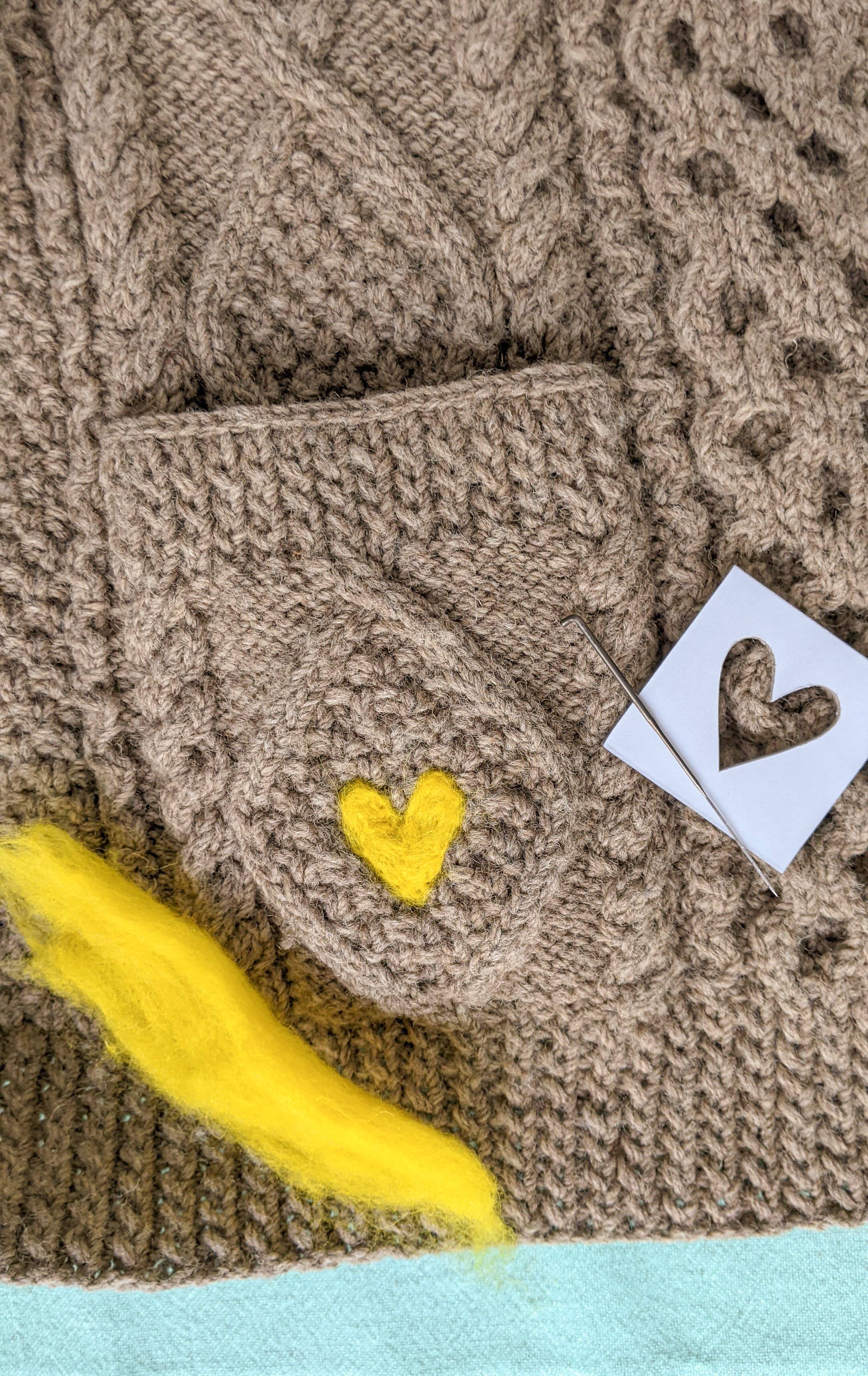 WE GATHER - Wholesale Craft Sewing Kit - Needle Felt Mending Kit3