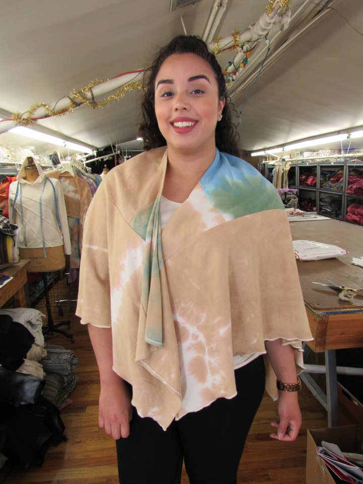 Shawl 33 for wholesale by IWANCIW functional funware