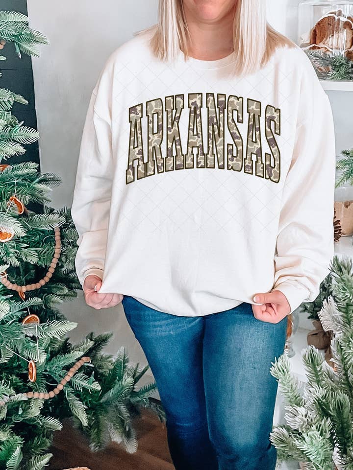 Camp Arkansas crewneck voor wholesale door CCs Customs LLC