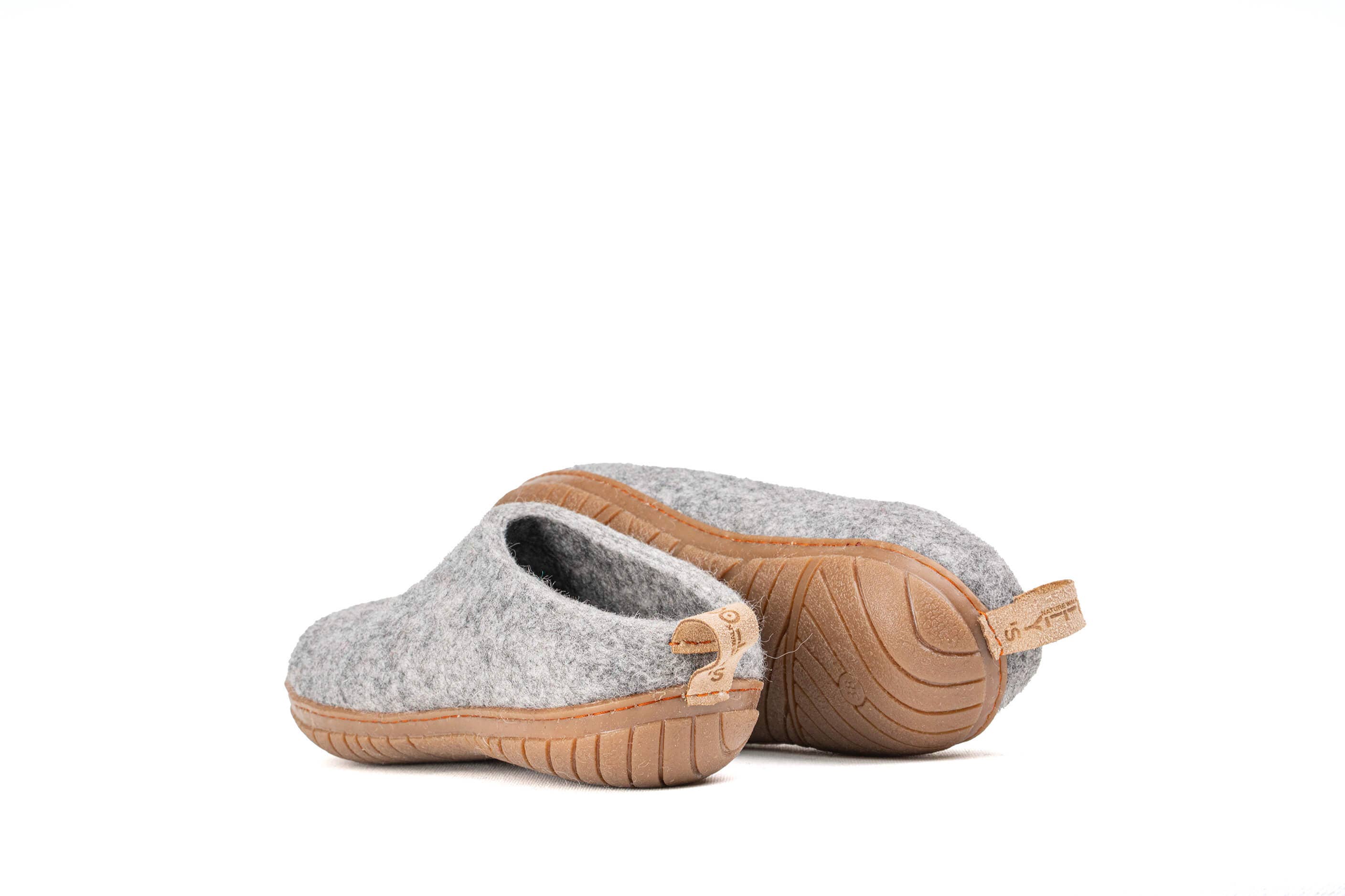 Woollyes Inc - Wholesale Slippers - Unisex - Outdoor Open Heel Slippers With Rubber Sole - Natural Grey5