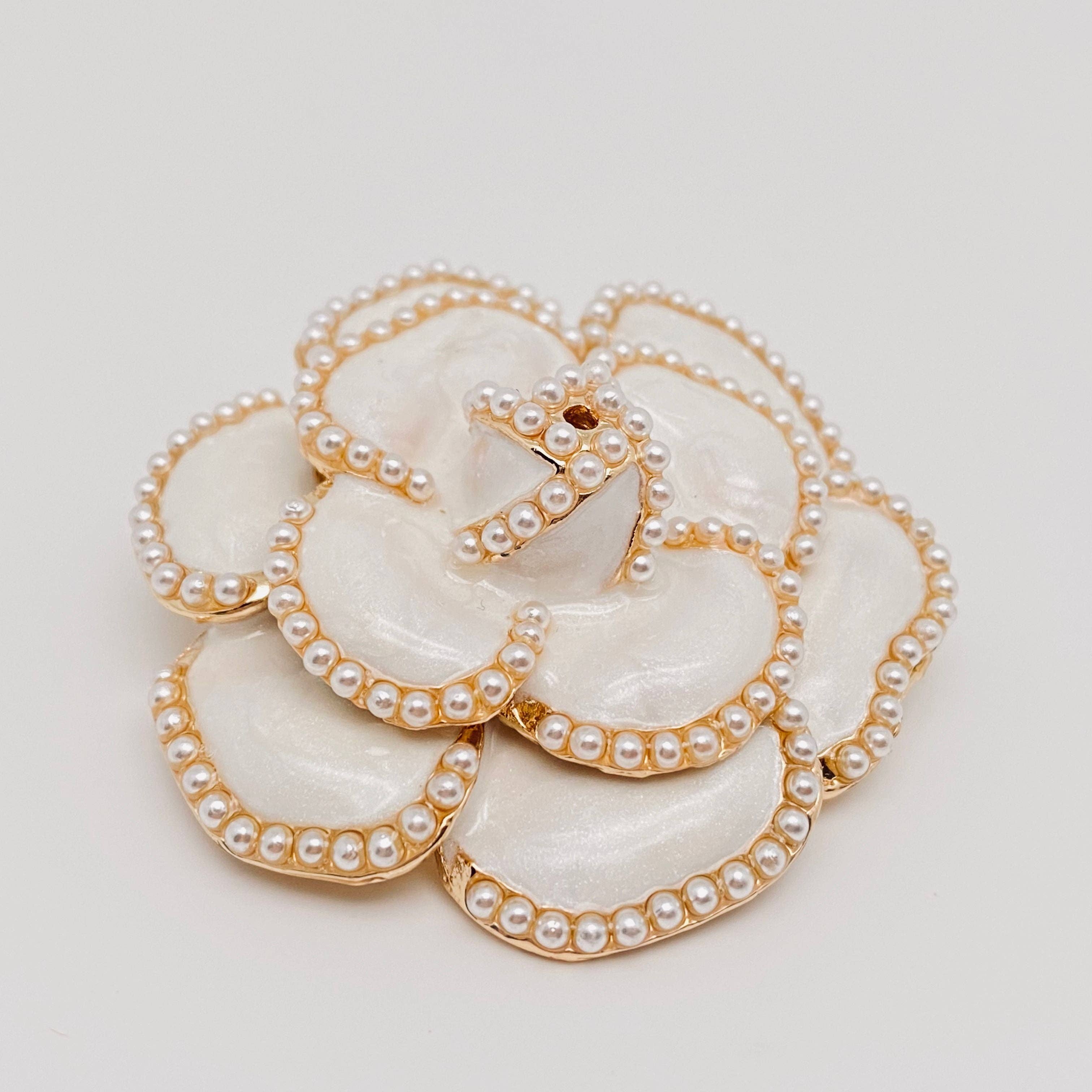 Mio Queena - Wholesale Brooch - Camellia Pearl Enamel Brooch Cloth Pin0