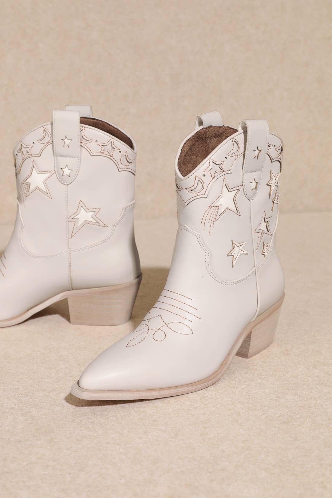 CCOCCI – Großhandel Cowboystiefel  Damen – VALERIE Western-Stiefeletten mit Sternstickerei0