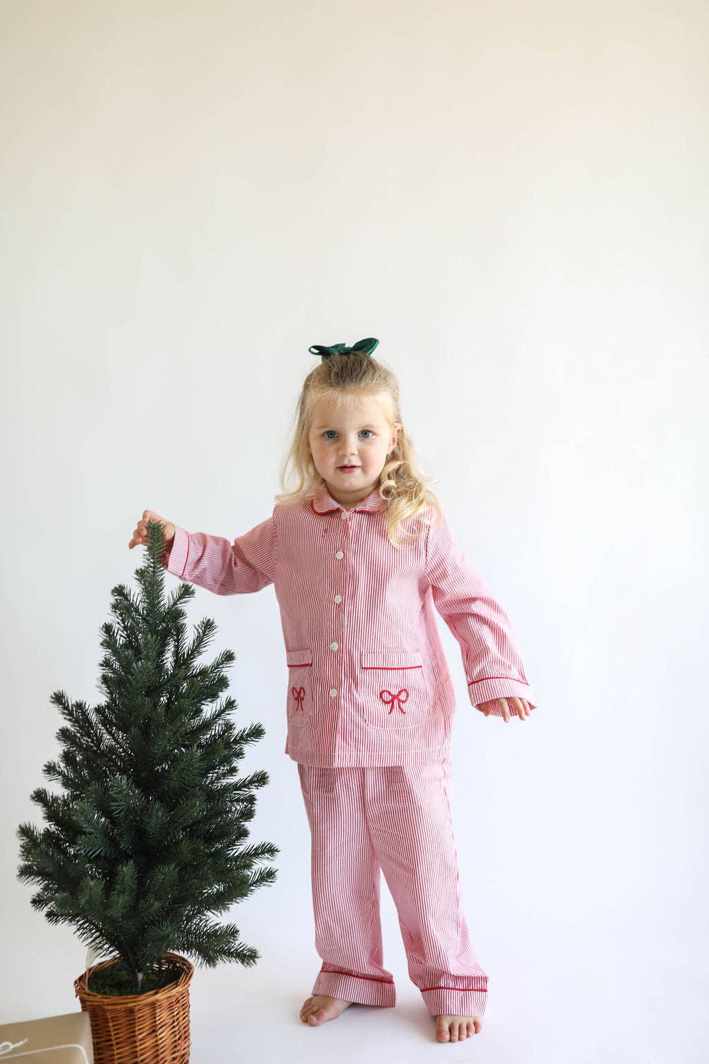 Petite Moss - Wholesale Sleepwear Set - Kids - Joyeux Noël Pajama Set wtih Bow3