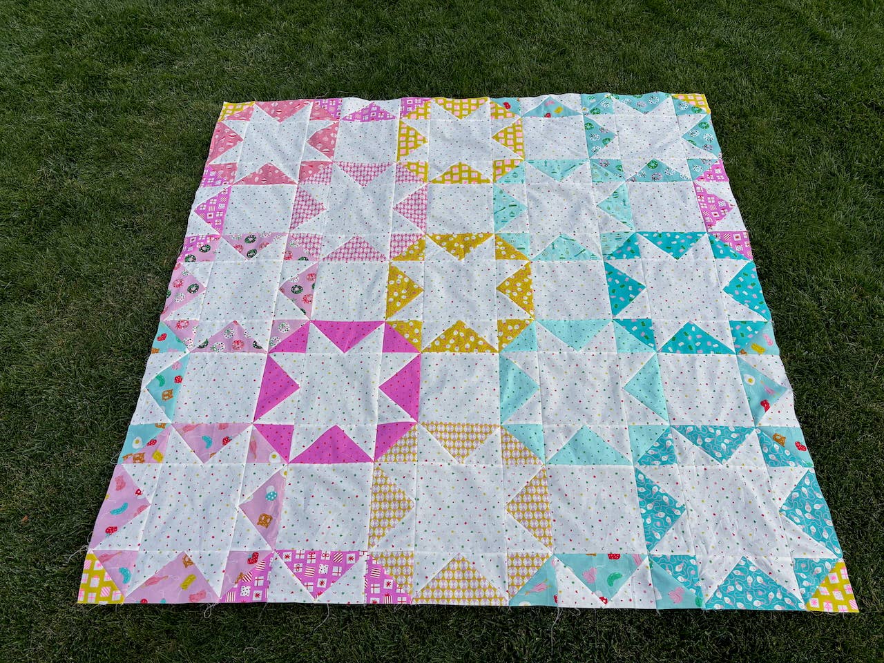 AllisonRamsing.com - Wholesale Craft Supplies - *NEW PATTERN* Go and Make Quilt Pattern - Printed3