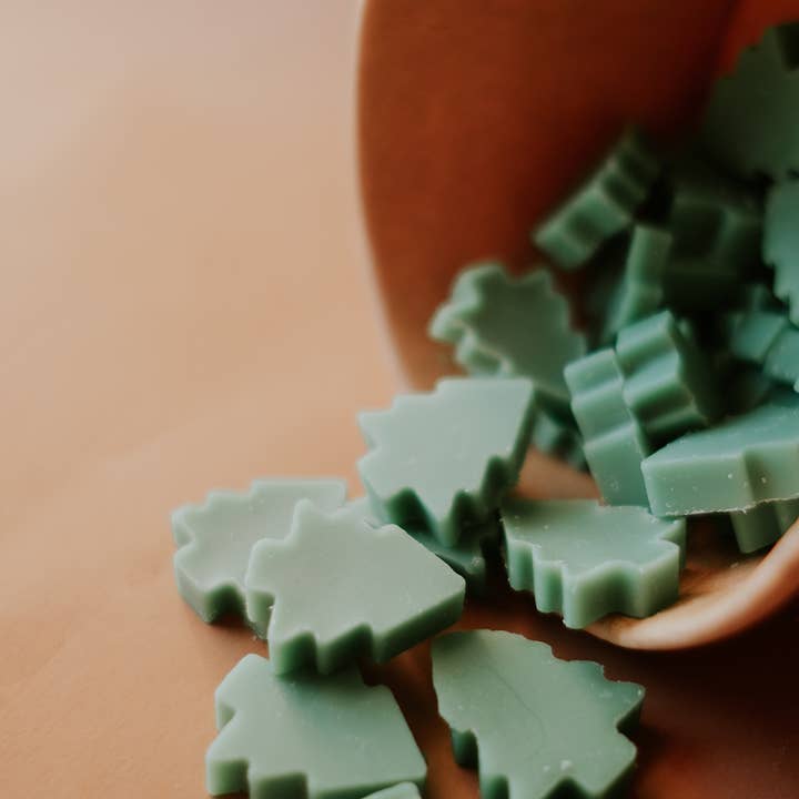 Luhme Studio - Wholesale Wax Melt - EVERGREEN ESSENCE // Aromatic Wax1