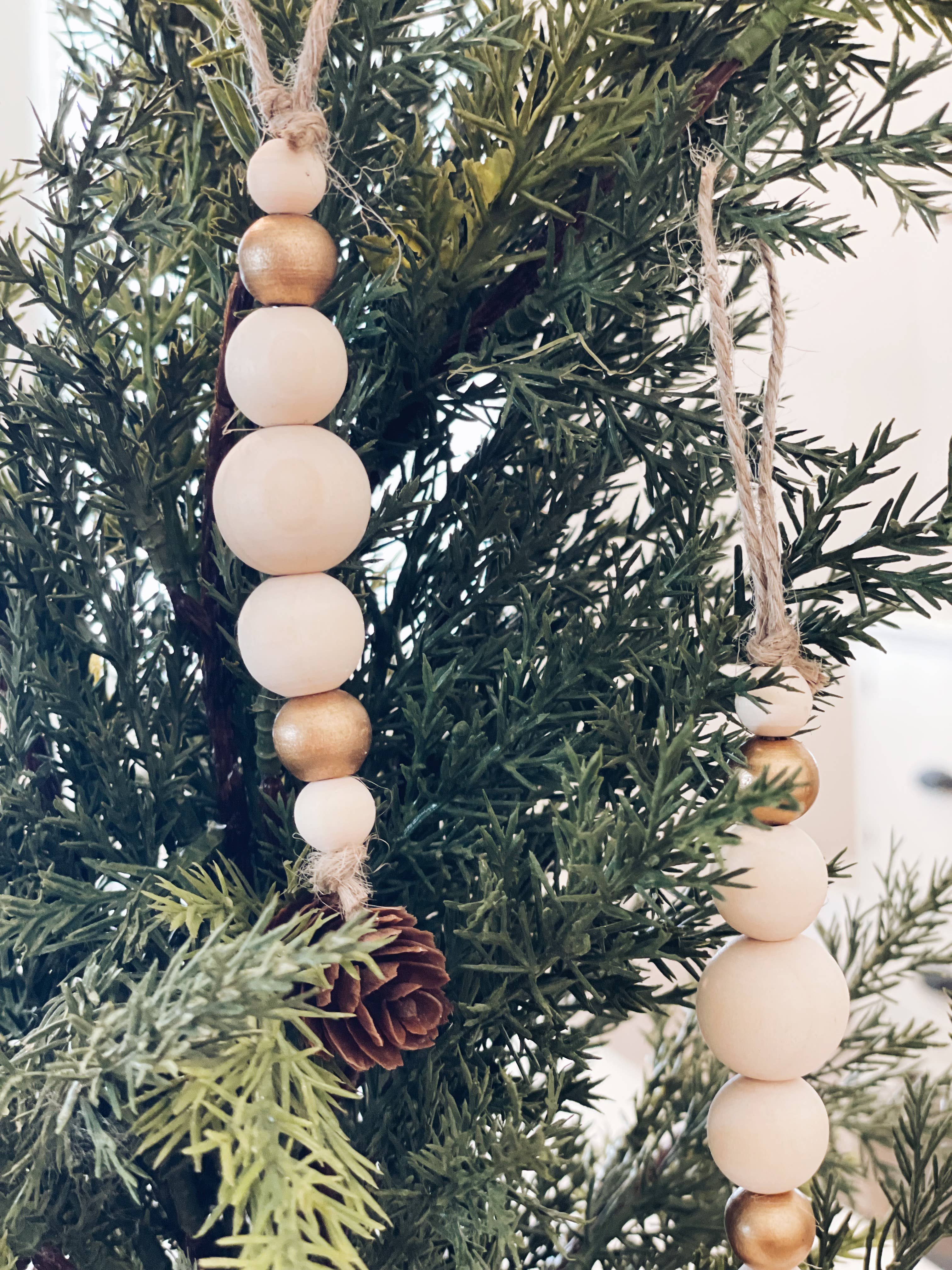 Rustiek – Großhandel Verzierung – Natürliche und goldene Perlenverzierung1