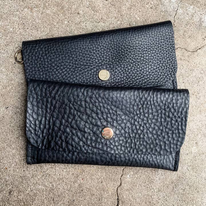 Sort Buttery Soft Pebbled Læder Telefon Tegnebog for engroshandel hos Wild Sky Leather