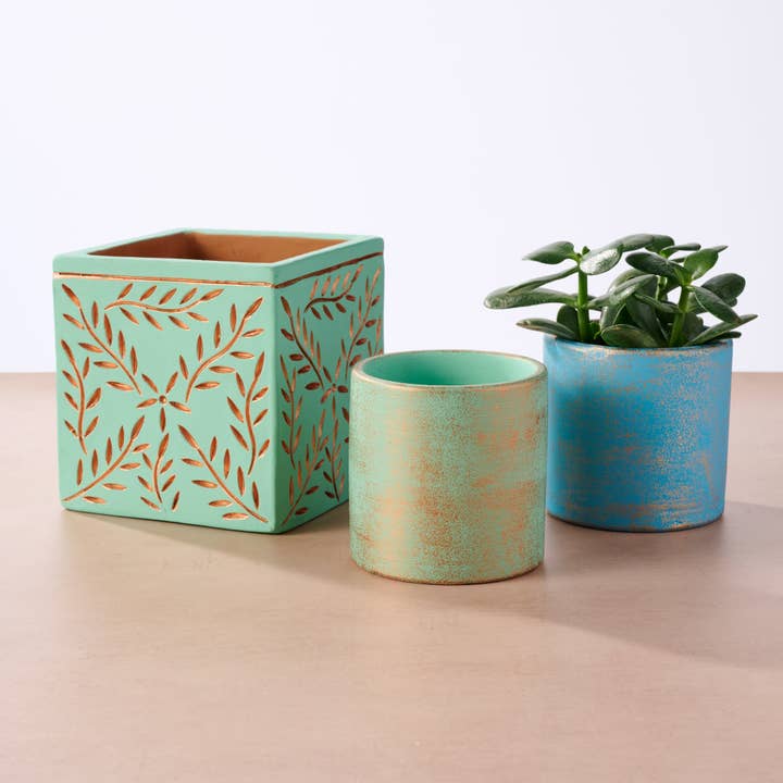 Ten Thousand Villages - Wholesale Plant Pot - Tila Terracotta Debossed Leaf Planter