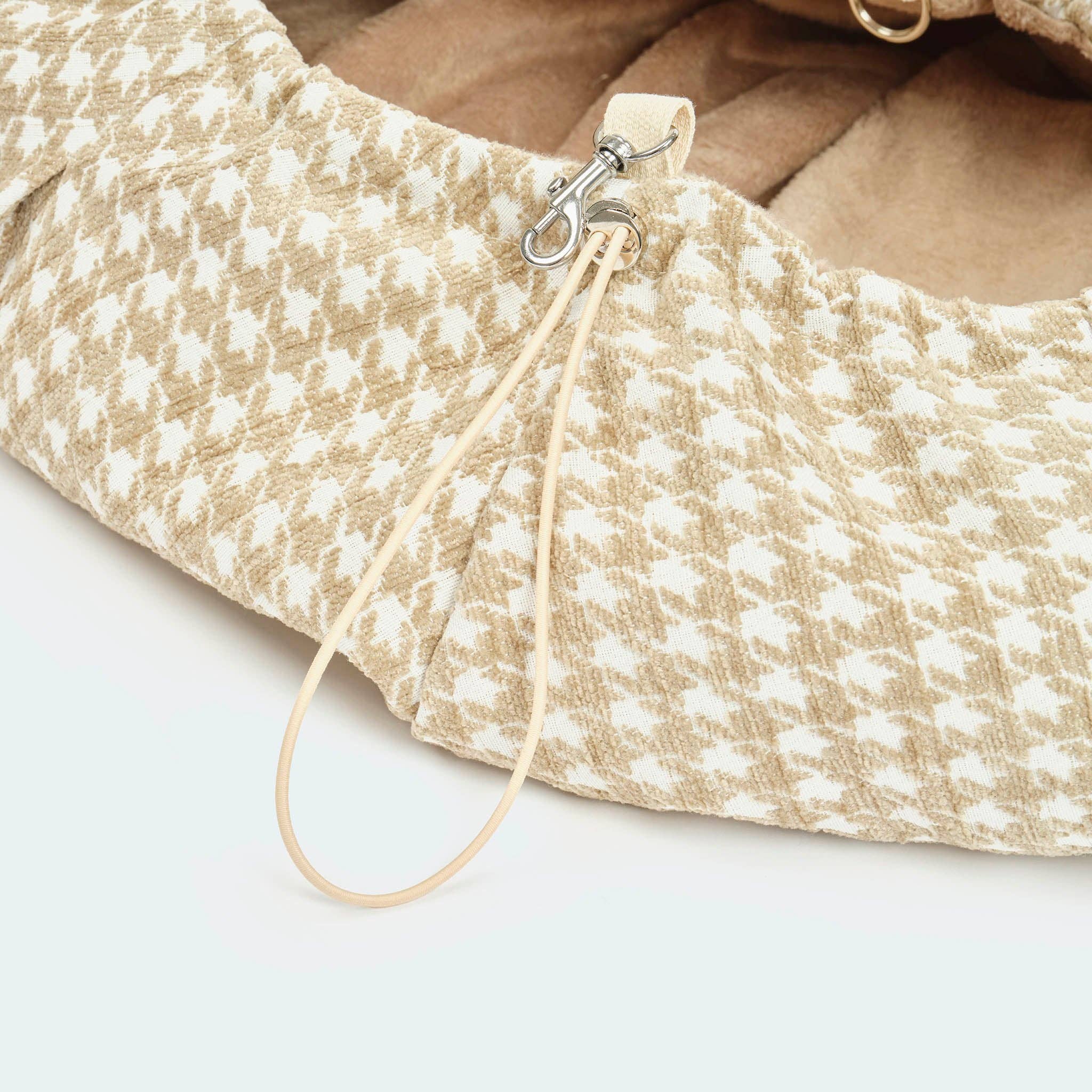 ​​Leopold's Finest for dogs - Wholesale Pet Carrier - Dog - Puppy carrier houndstooth pattern beige4