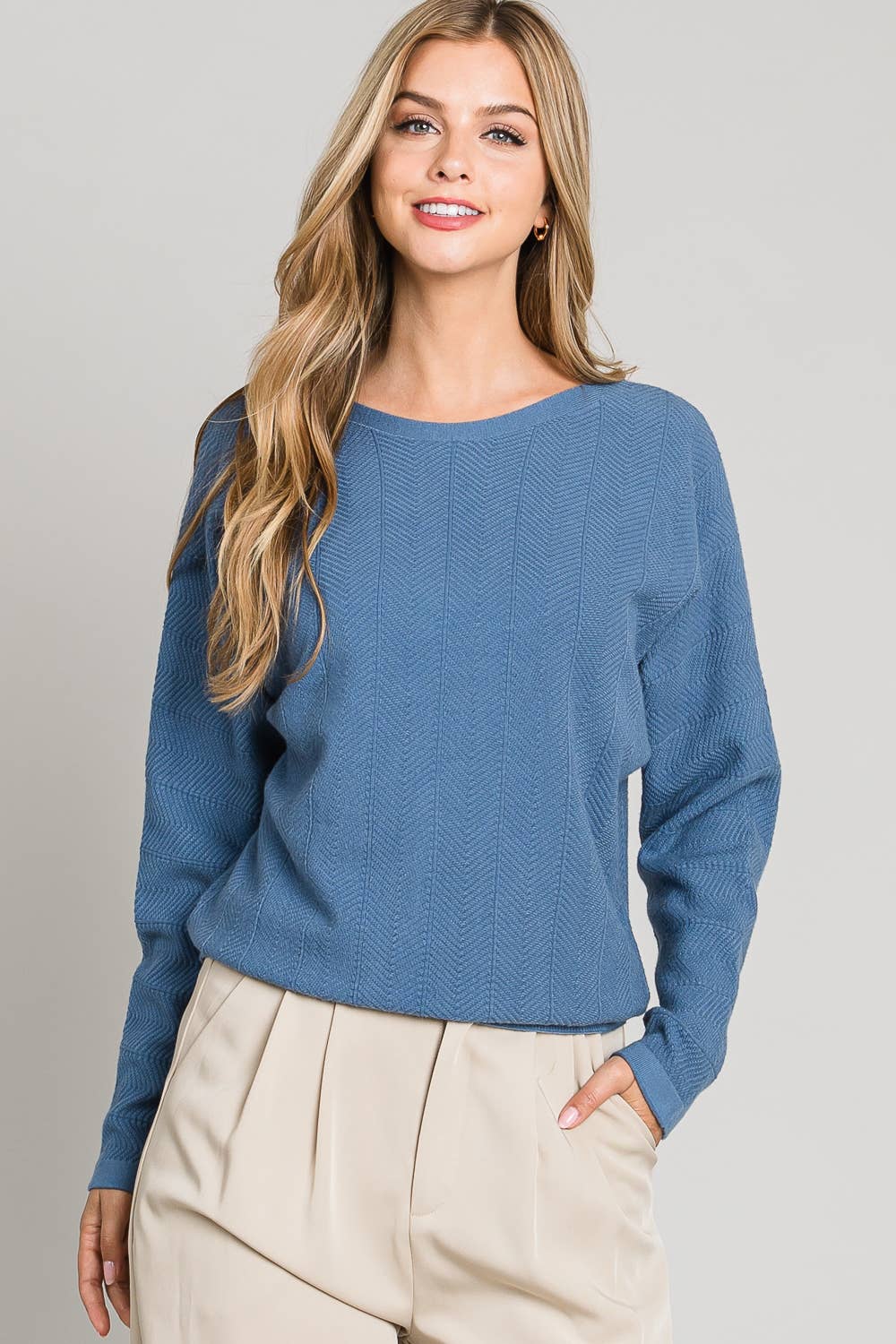 Allie Rose – wholesale Pullovertröja - Dam – Mjukt Chevronmönster Fine Gauge Dolman16