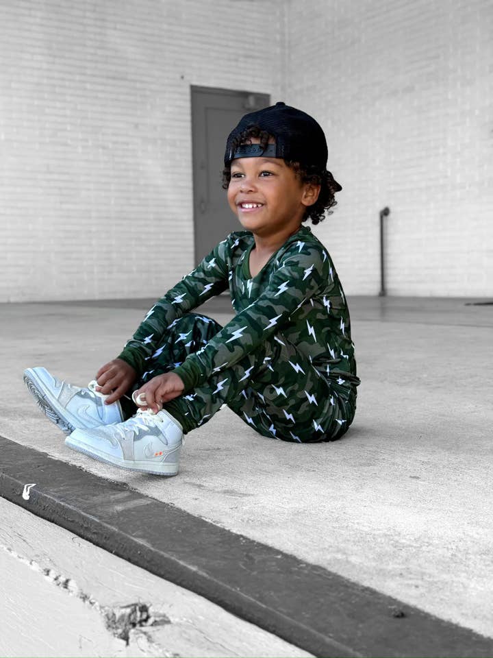 Lucky Panda Kids - Wholesale Sleepwear Set - Kids - Bamboo Two Piece Set | Green Camo Bolts7