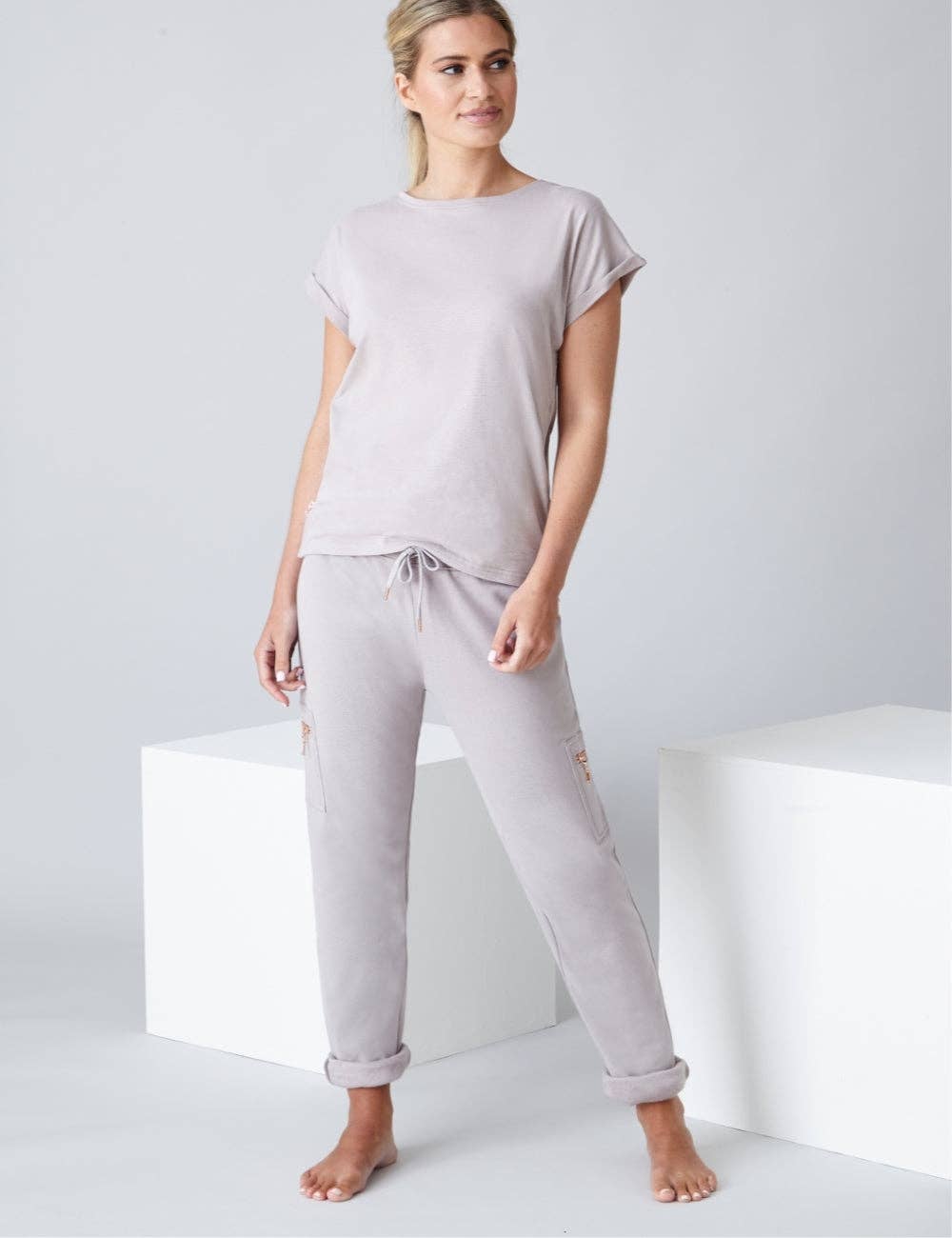 Doven – wholesale Athletic sweatpants/jogging bottoms – Women's – Helvi Combat Joggers - Ink6