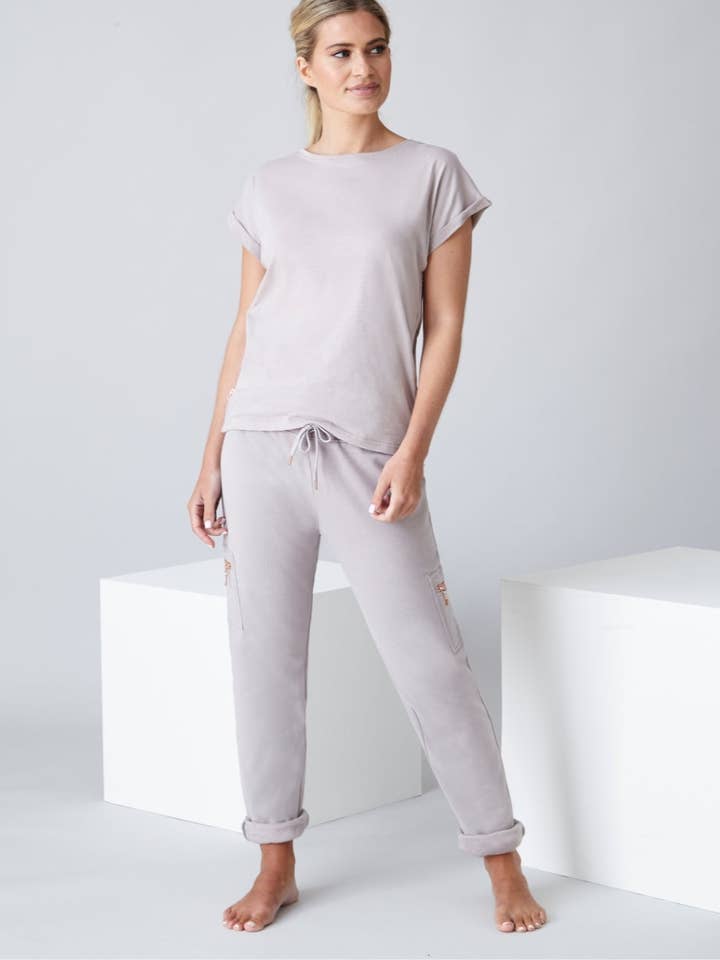 Doven – wholesale Athletic sweatpants/jogging bottoms – Women's – Helvi Combat Joggers - Ink6