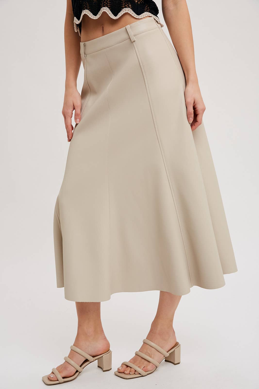 Bluivy - Wholesale Skirt - Women's - FAUX LEATHER FLARE MIDI SKIRT6