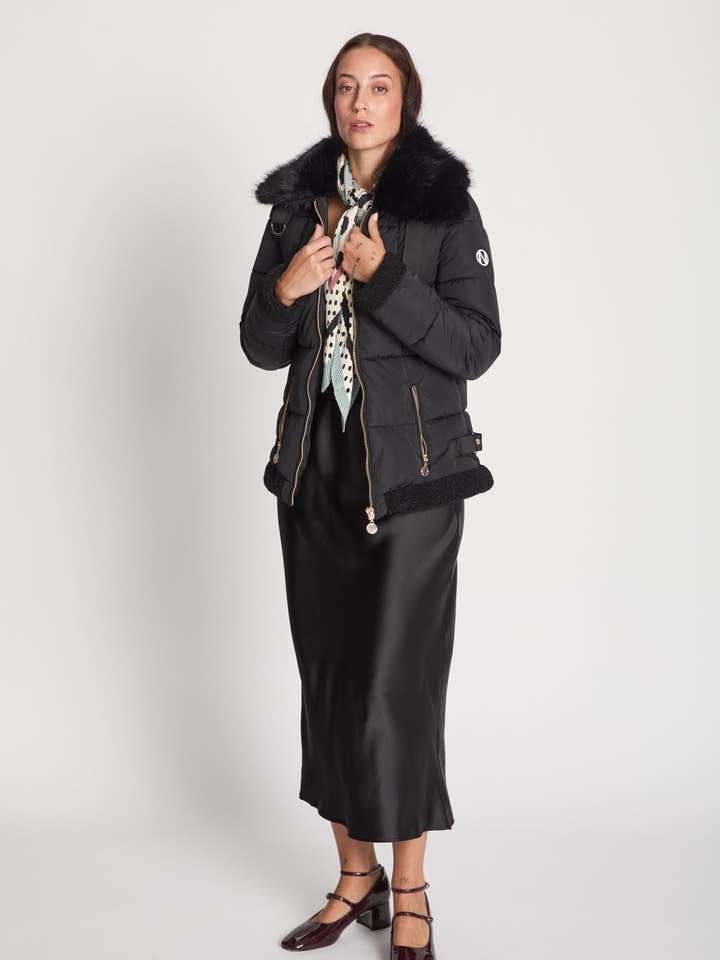 Parka PENI Svart för wholesale av LE OPTION NORD