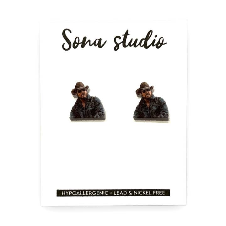 Boucles d'oreilles Cowboy RIP (inspirées de Yellowstone) pour la vente par Sona Studio