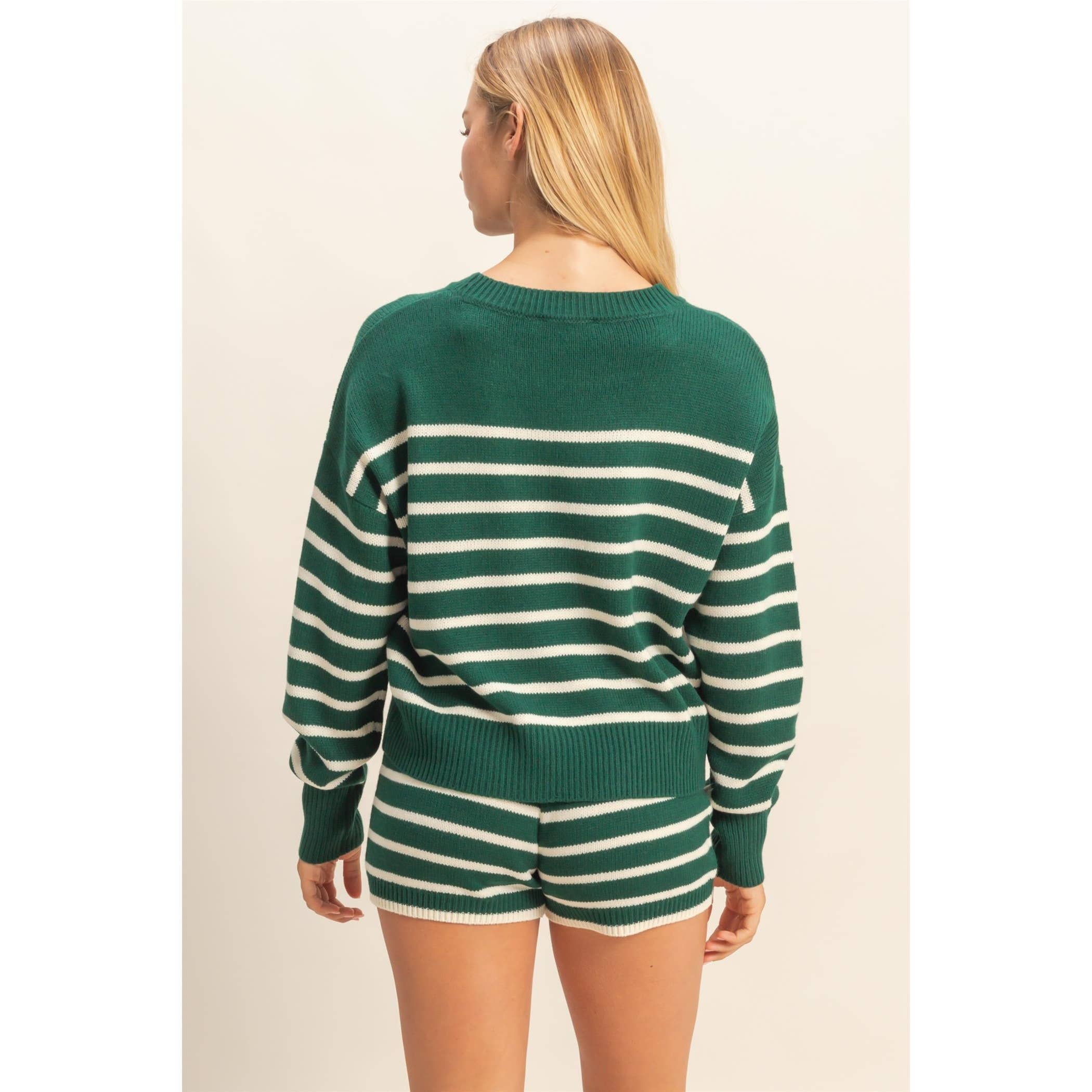 HYFVE – Großhandel Set aus Oberteil und Shorts (NICHT Loungewear) – Damen – Gestreiftes Strickpullover- und Shorts-Set14