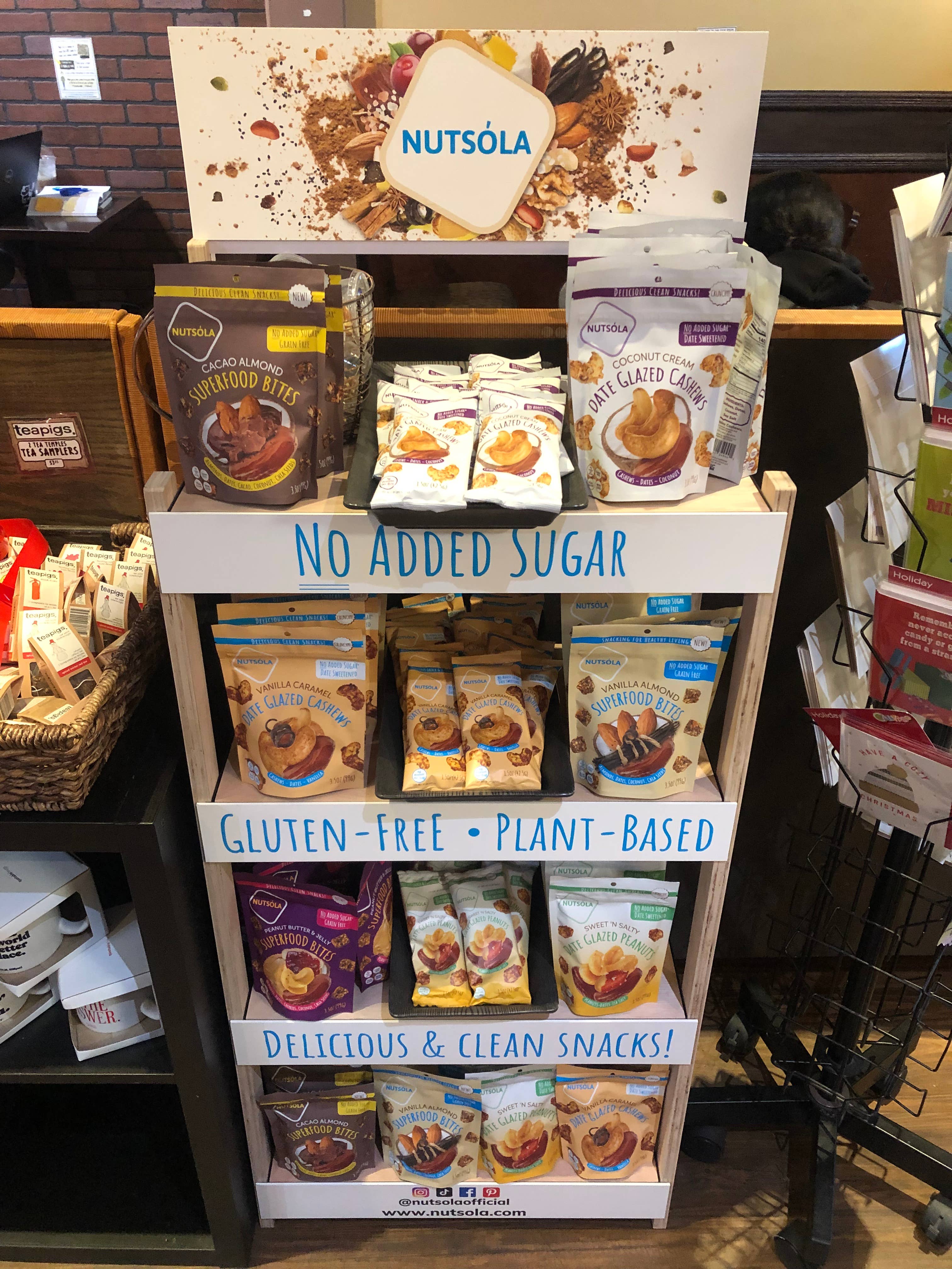 NUTSÓLA - Wholesale Retailer Display - Food & Drink - NUTSÓLA Display Rack5