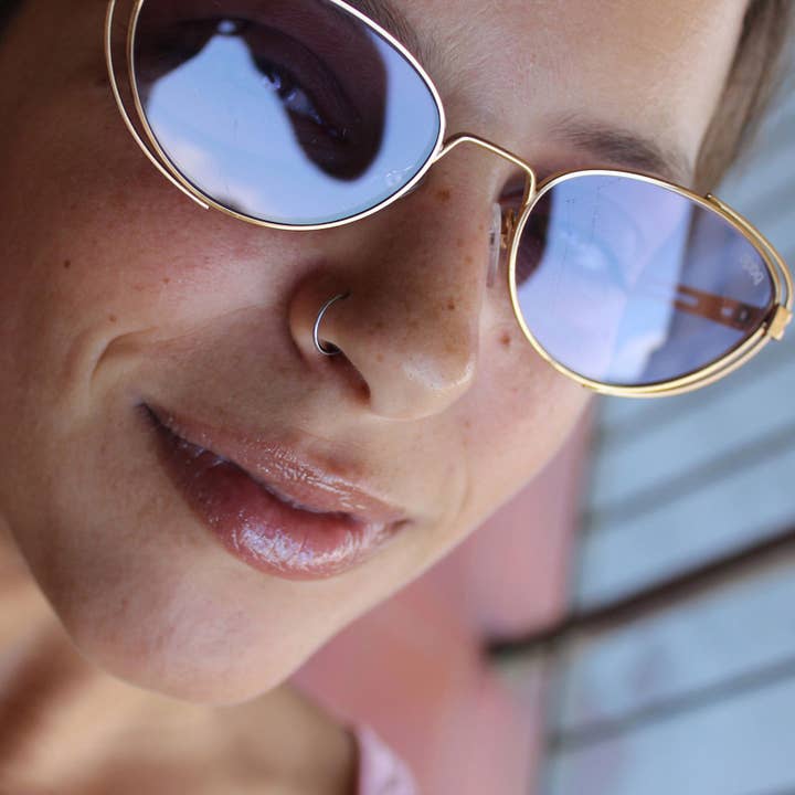 dp69 - Wholesale Sunglasses - Women's - Sunglasses for women and teenagers oval mirror lenses