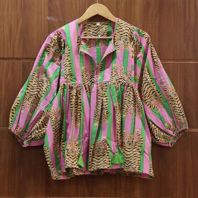 Top Kyra court à imprimé tigre, mini-robe, tunique rayée, haut profond et autres tendances Résultats pour trouver vetement en vente B2B. Retours gratuits et paiement à 60 jours sur Faire sur Faire.