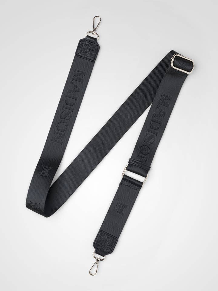 Sangle de sac Madison Monogram pour la vente par Madison Accessories