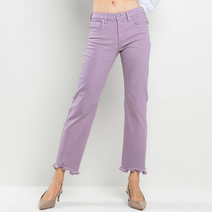 JEAN TAILLE MOYENNE À OURLET NON FINI ET JAMBE DROITE, SI0626EB-SP pour la vente par Someday