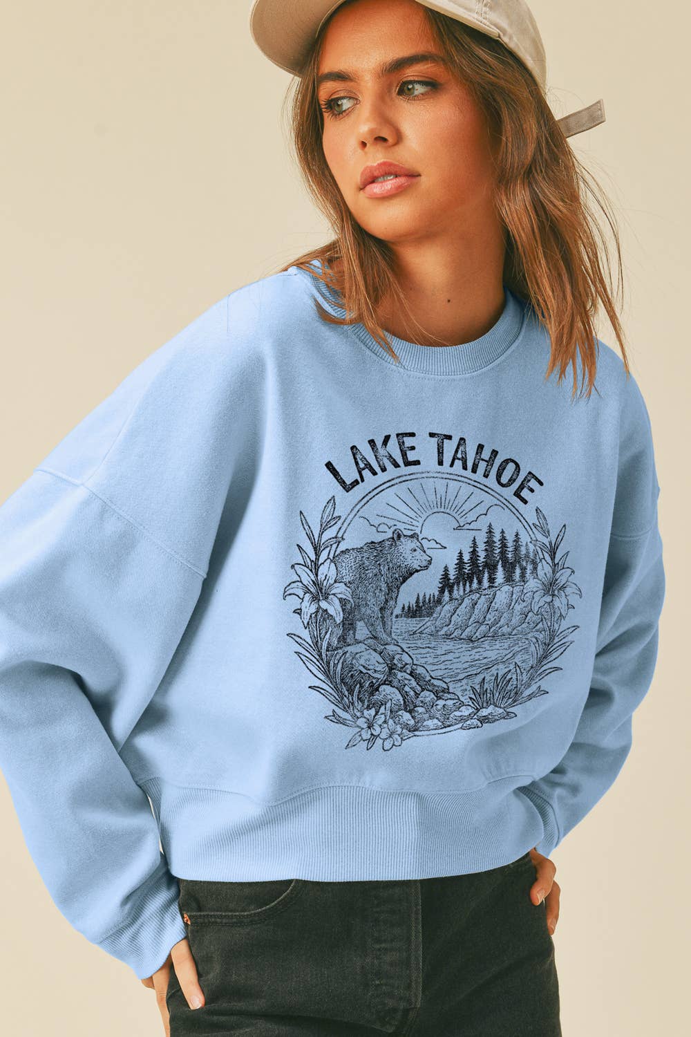 Honestee – Camisola gráfica - Mulher por atacado – Sweatshirt de Manga Comprida Curta Lake Tahoe9