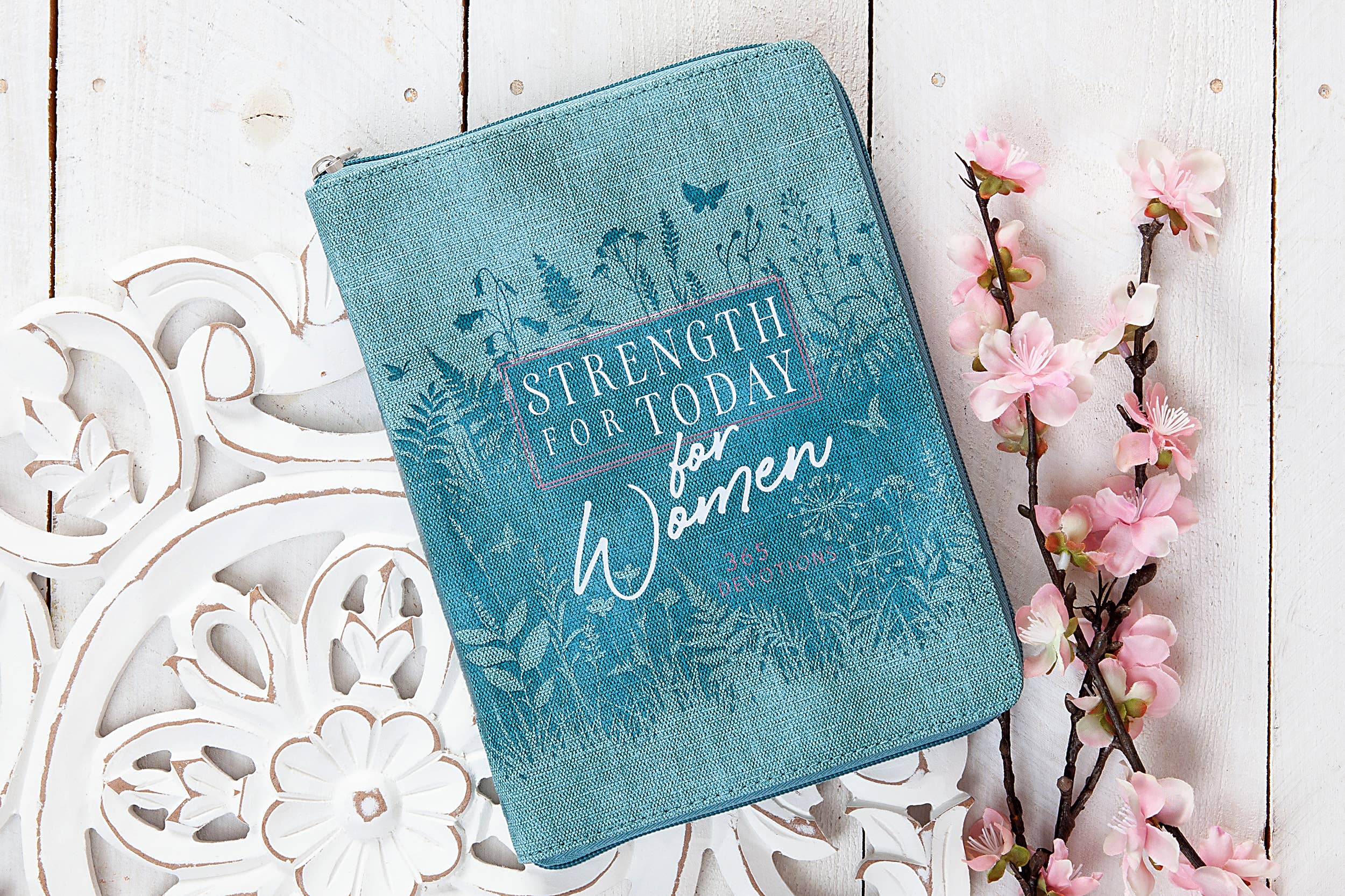 BroadStreet Publishing Group, LLC - Wholesale Religion - Strength for Today for Women (Zippered Devotional)0