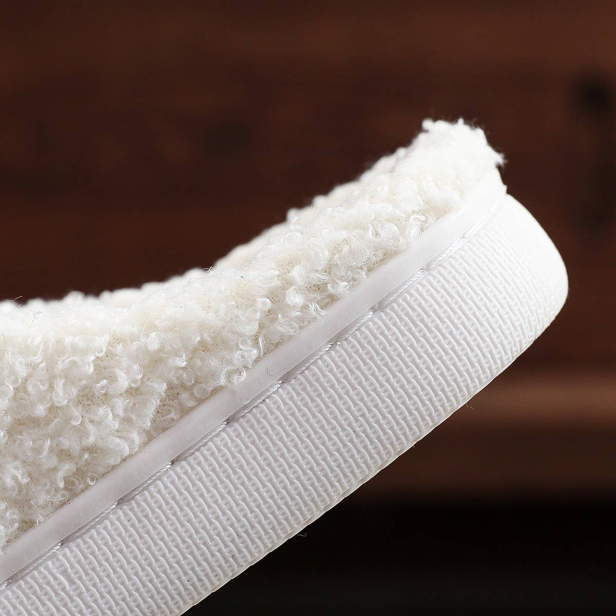 White POPULAR DACHSHUND EMBROIDERED COTTON SLIPPERS_CWSHS0769 for wholesale on Faire7