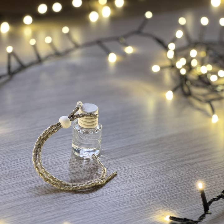 THE NINE SPACE - Wholesale Reed Diffuser - MINI ROOM FRAGRANCE - Car, Wardrobe Diffuser3