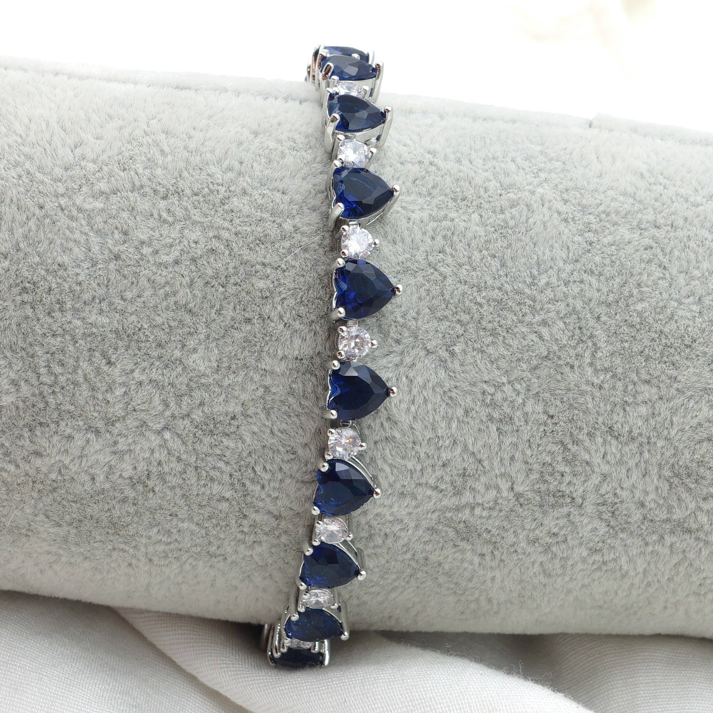 Daemon srls - Vente Bracelet tennis - CHERIE - bracelet tennis avec zircone cubique en forme de cœurs alternés3