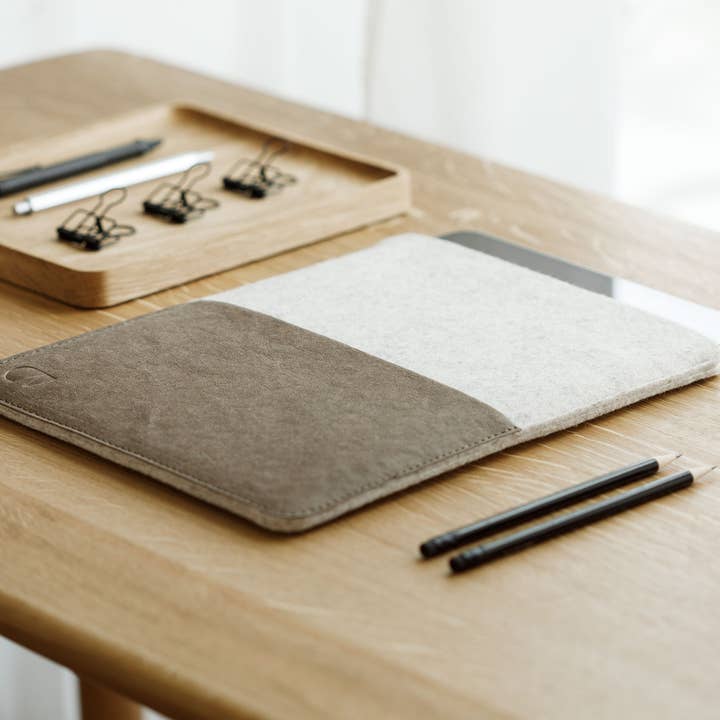 Oakywood - Wholesale Laptop/tablet case – Unisex - Felt MacBook Sleeve8