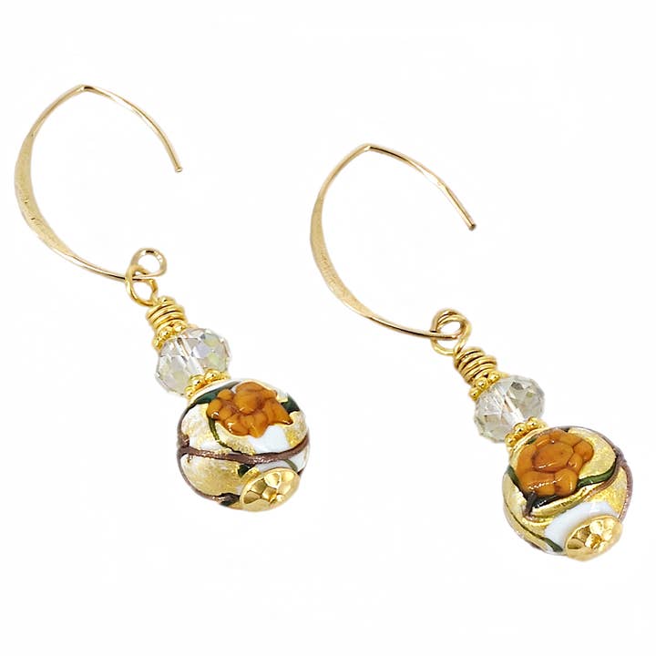 Boucles d'oreilles pendantes en verre de Murano avec perles rondes florales oranges pour la vente par Viktoria Simonë