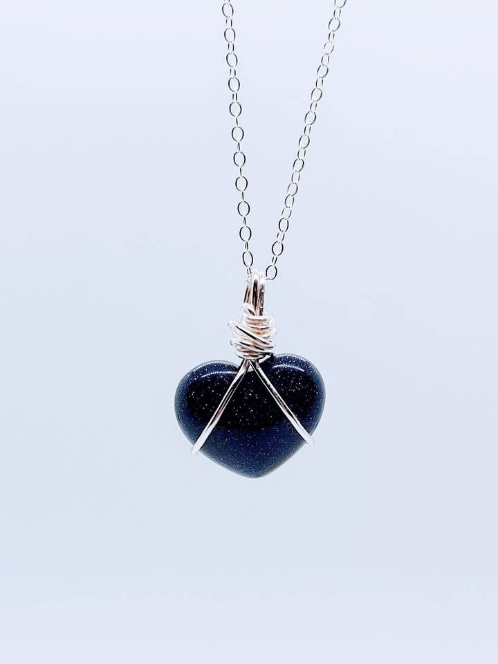 Colar de cristal Goldstone | Pedra dourada azul | Colar de cristal | Prata esterlina | Jóias de cristal de cura | Pingente de cristal | Em camadas por atacado de Healing Jewelry Co., LLC