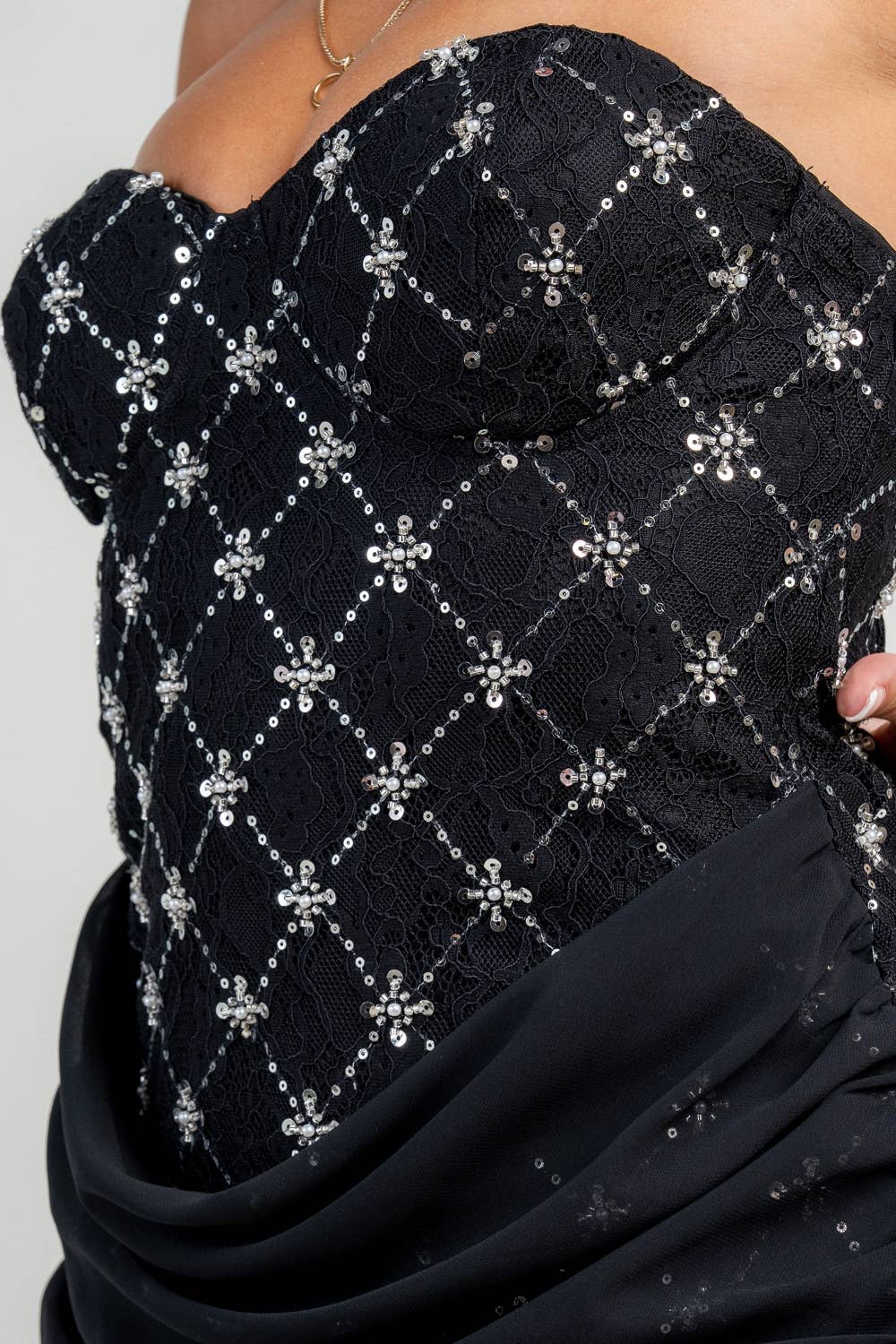 PRIVY - Wholesale Dress - Women's - PD79311B / TUBE BUSTIER DRAPE SKIRT FRONT FLARE MINI13