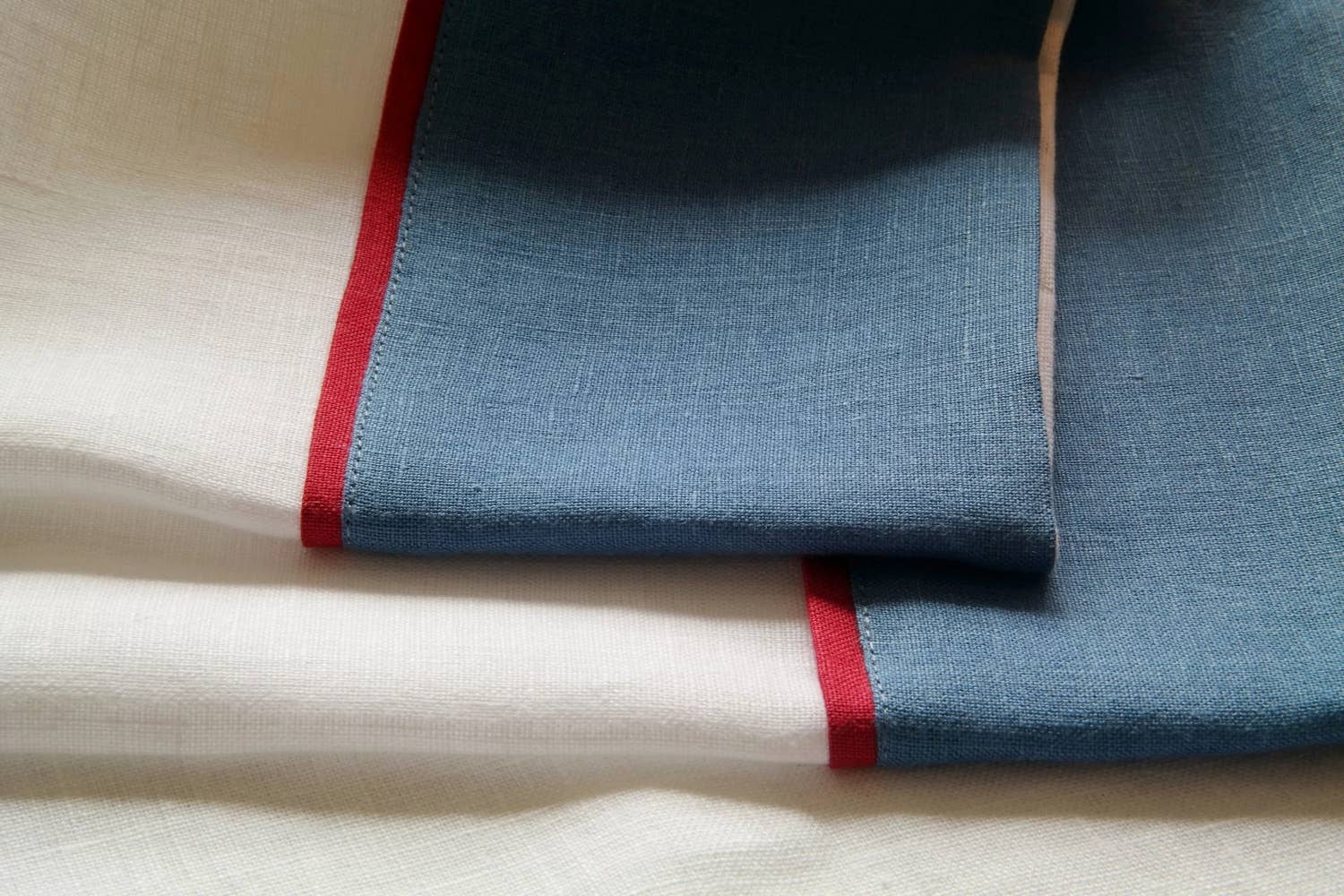 Liem Home - Wholesale Tablecloth - Linen Tablecloth with Double Edging. Custom tablecloth1